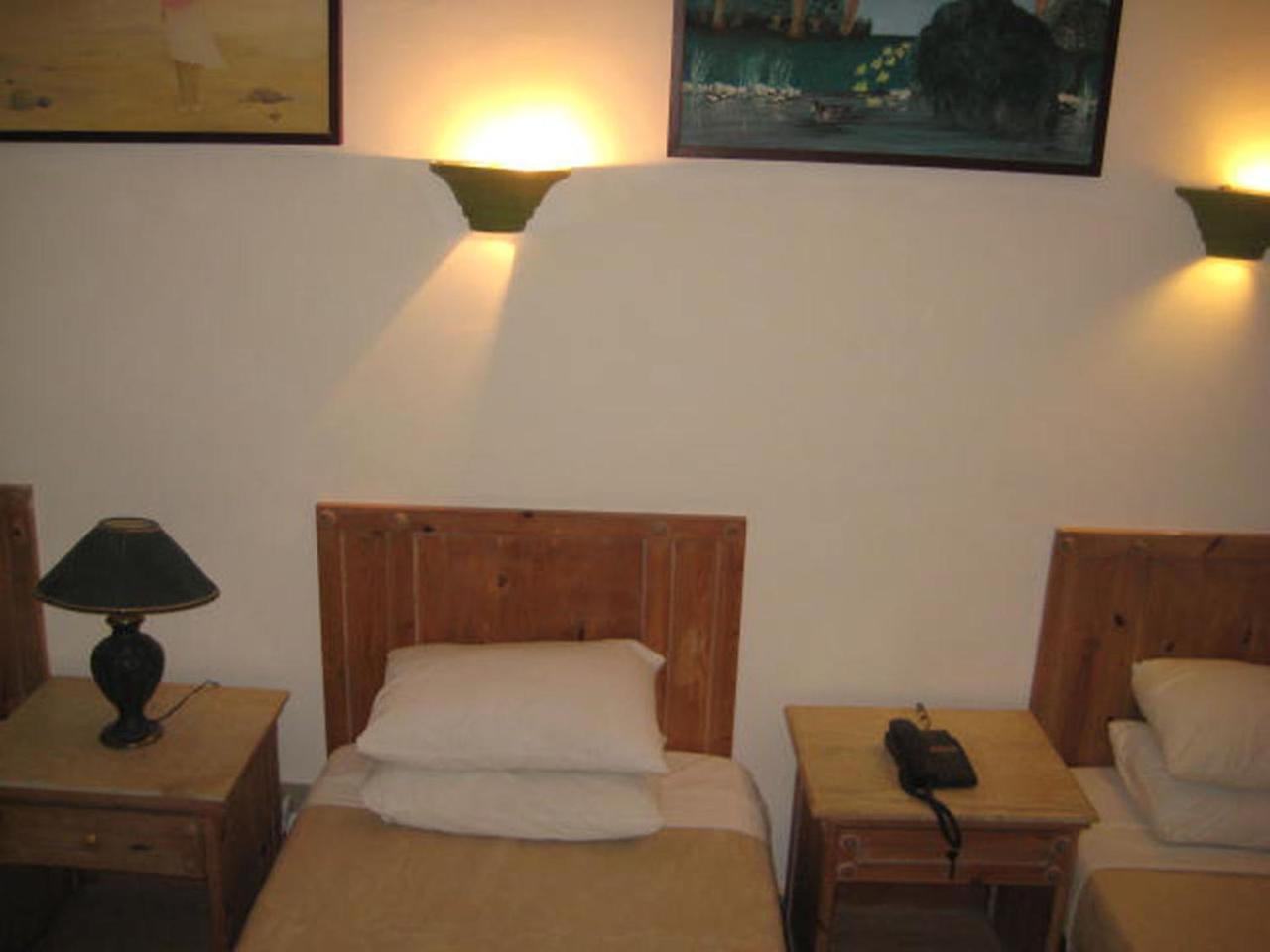 Morgenland Holly Village Saint Catherine Room photo